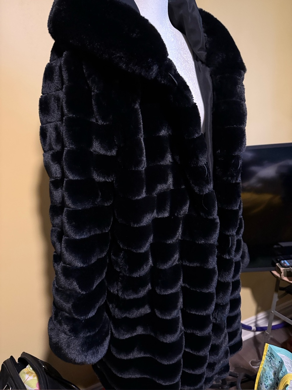 Reversible faux fur coat -Large-like new